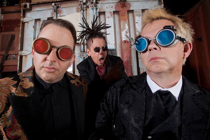 Information Society, Thea Austin (SNAP!) e Noel juntos no Brasil em julho