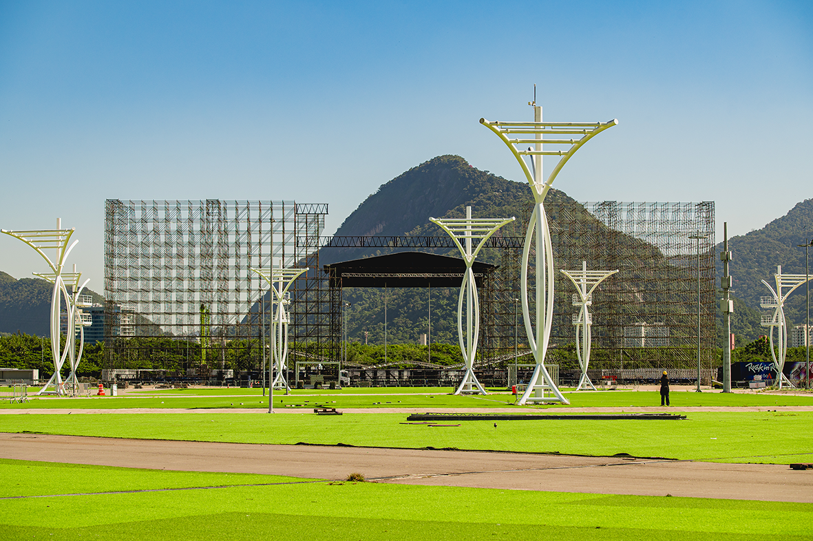 Rock in Rio 2026 revela detalhes da montagem da Cidade do Rock e apresenta novo Palco Mundo